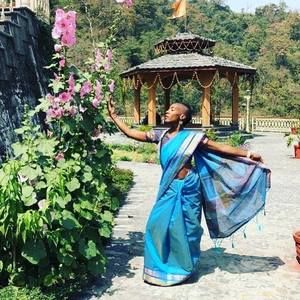 Meet your Posher, Whitney